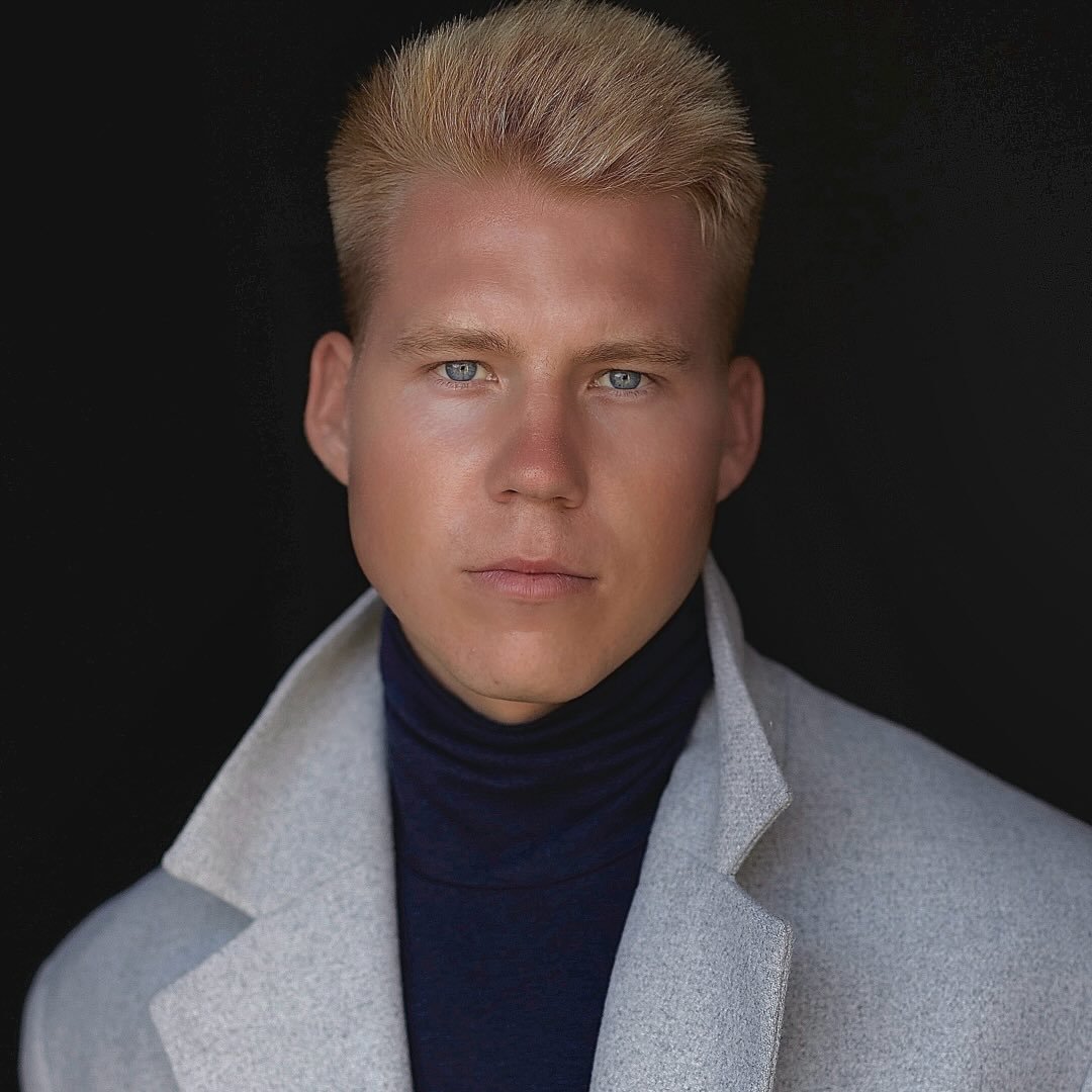 Profile photo of agent Sasha