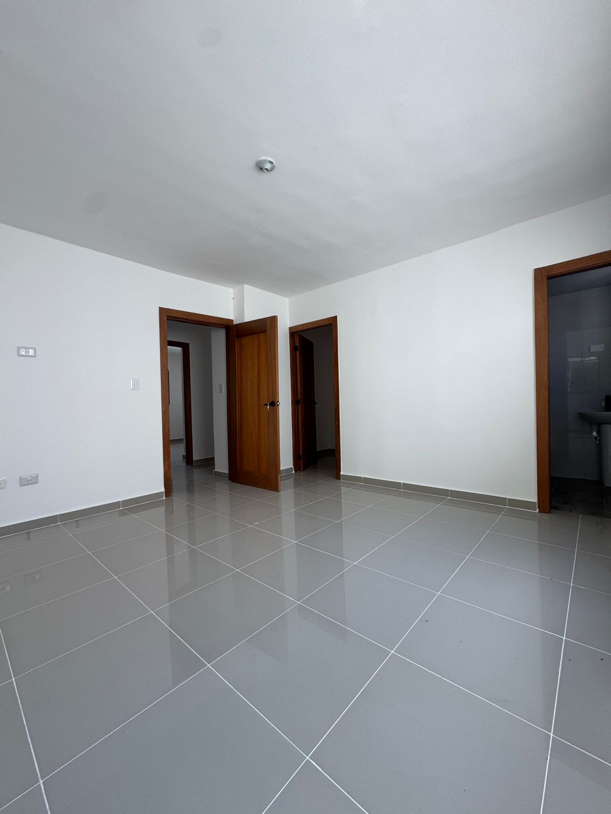 WhatsApp-Image-2026-06-30-at-21.17.55 Apartamento de 3 habitaciones en Los Álamos