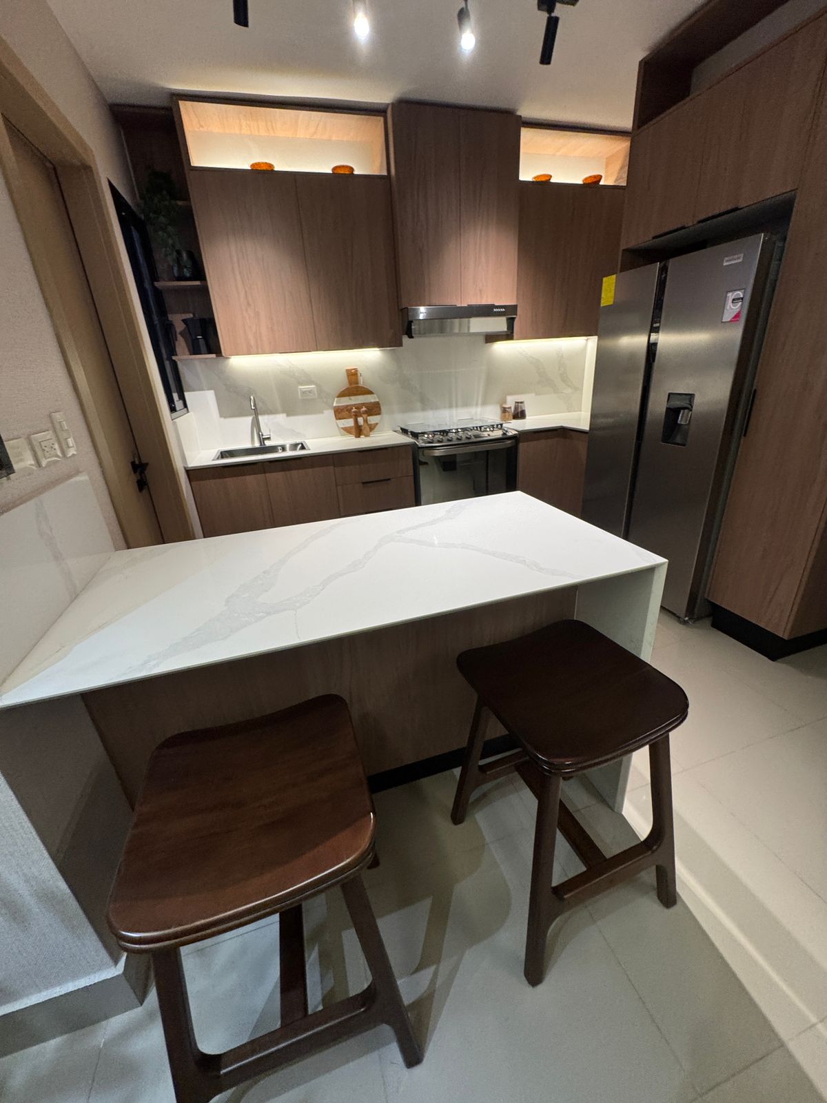 Apartamento de 2 habitaciones cerca de HOMS