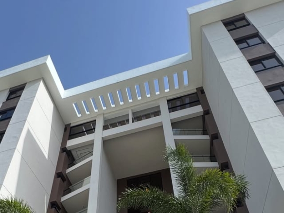 Apartamento de 3 habitaciones cerca de HOMS — 120 m²